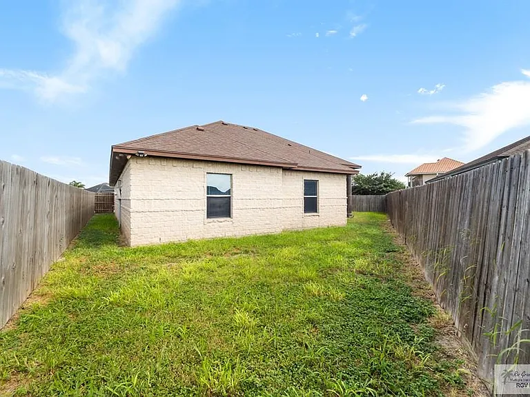 6920 Red Cedar — Photo 16