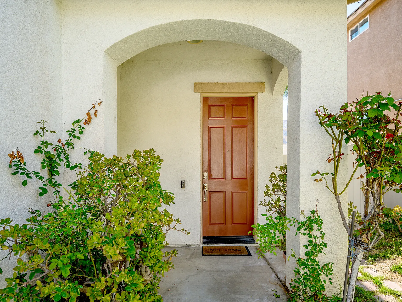 4 bed, 1839 sqft, $4,395 — Photo 2