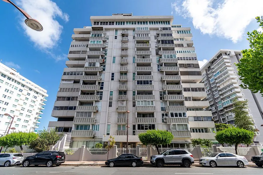 2 bed, 1.0 bath, 600 sqft, $1,800 — Photo 3