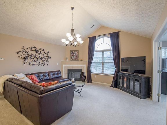 4th image of 4344 Bridgelane Pl