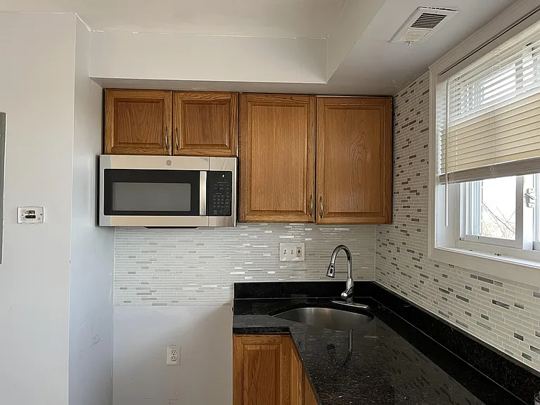 3900 D St SE #301 — Photo 1