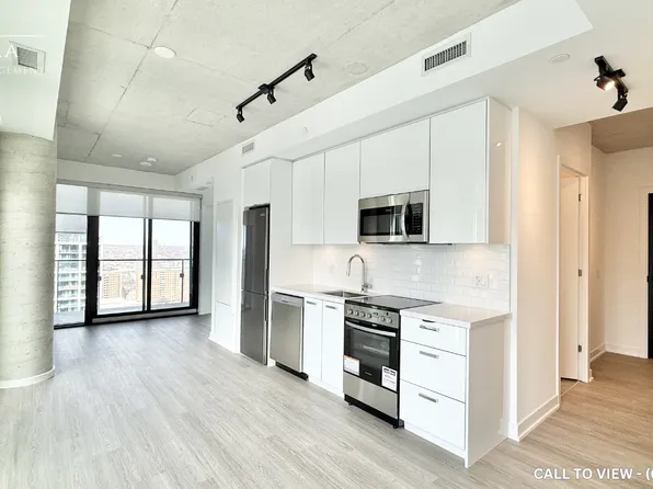 284 King St E #2405, Toronto, ON M5A 1K4