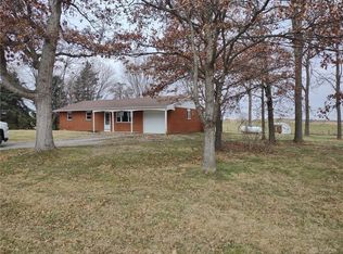 8825 Battin Howell Rd, South Charleston, OH 45368