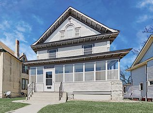 889 Iglehart Ave, Saint Paul, MN 55104