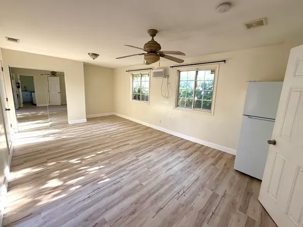 (undisclosed Address), Granada Hills, CA 91344