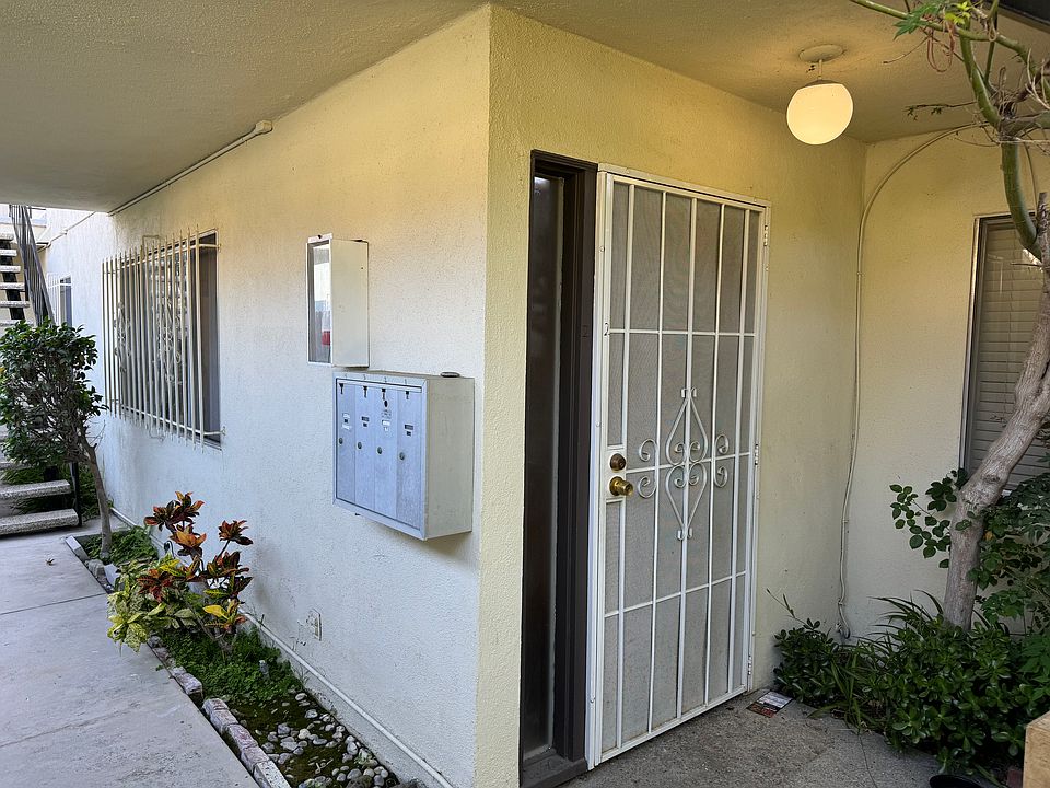 Entrance to unit 2.