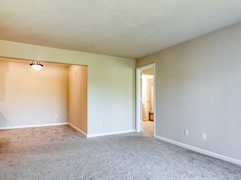Summer Station Apartments Where Comfort Meets Coastal Living — Photo 131