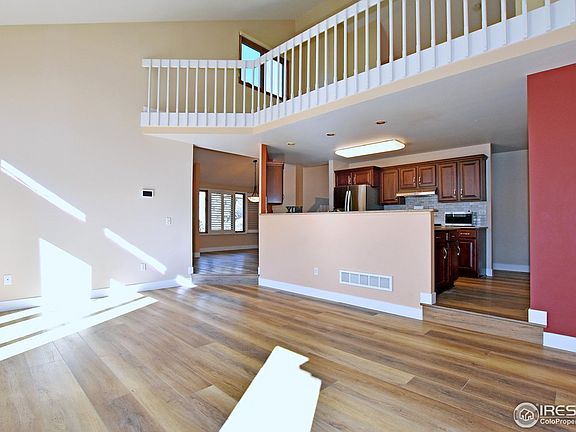 5th image of 3444 Carlton Ave #T94
