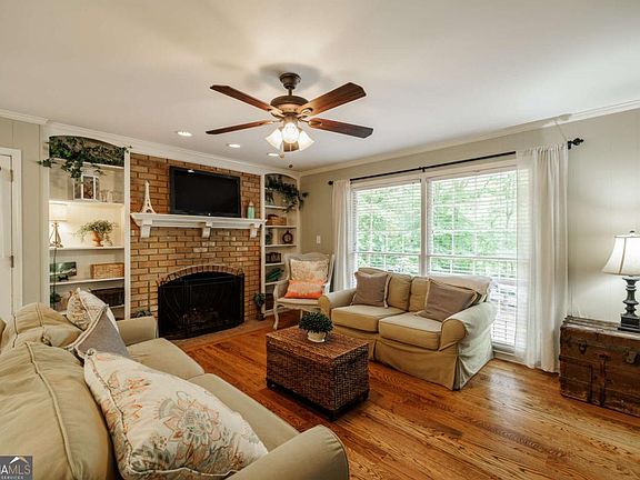 5th image of 530 Westview Dr