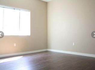 1157 W 37th St, Los Angeles, CA 90007