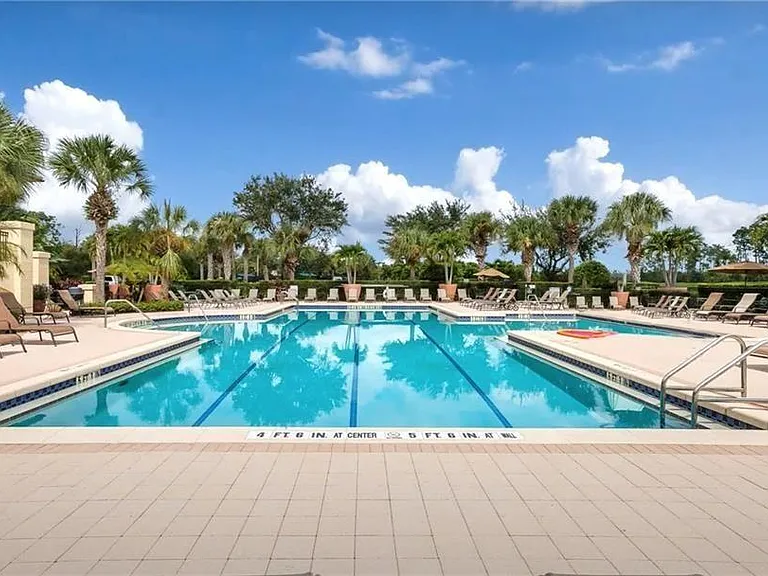 20150 Seagrove St #2701 — Photo 41