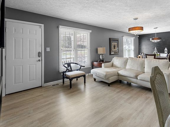 5th image of 185 Jones Rd