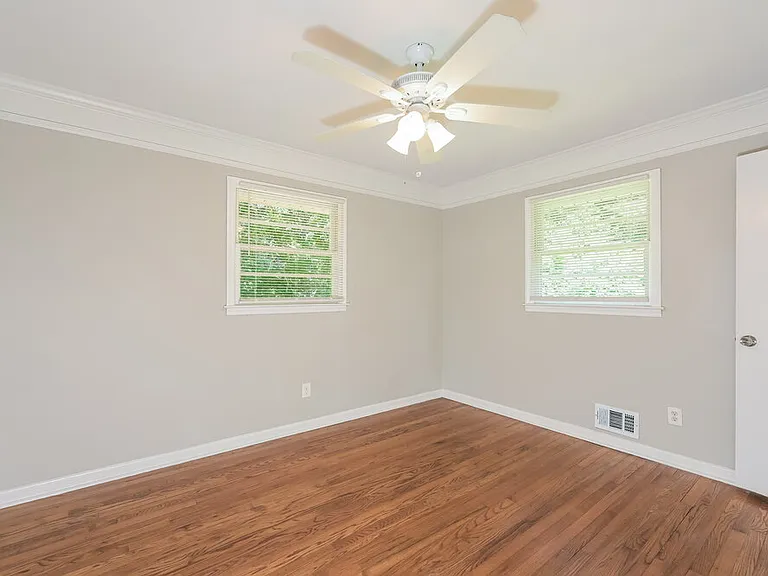 43 Pool Cir — Photo 9