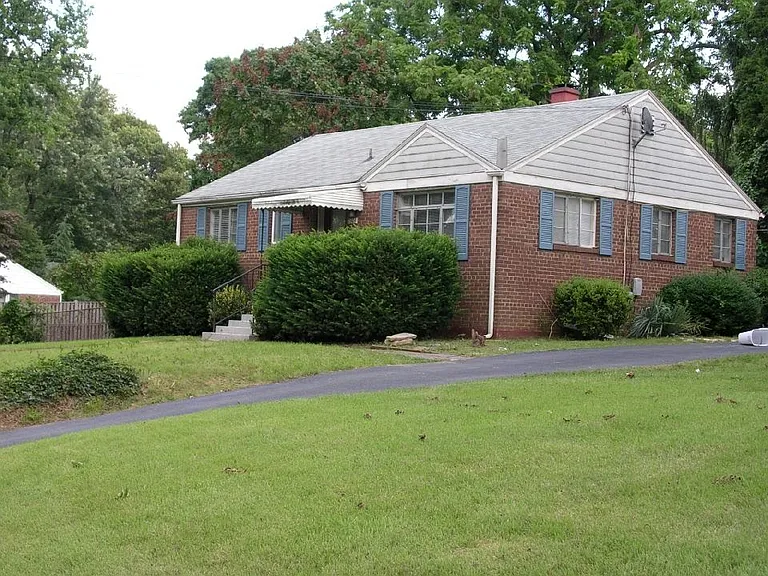 7303 Arthur Dr — Photo 3