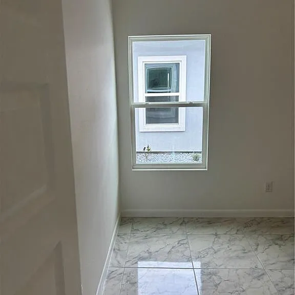 1012 N Clarence Ave #3 — Photo 11