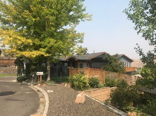 1211 Fremont Hills Dr, Selah, WA 98942