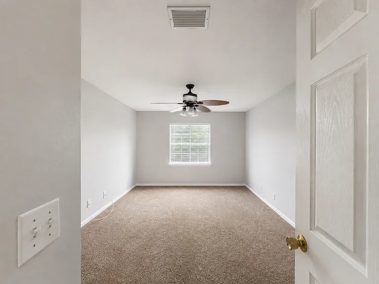 4715 Palmbrooke Cir — Photo 13
