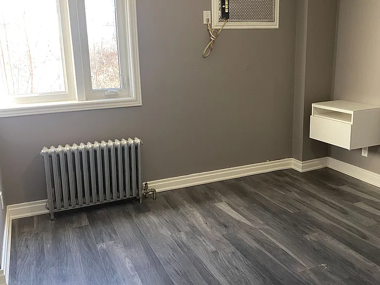 3874A Bloor St W #2 — Photo 12