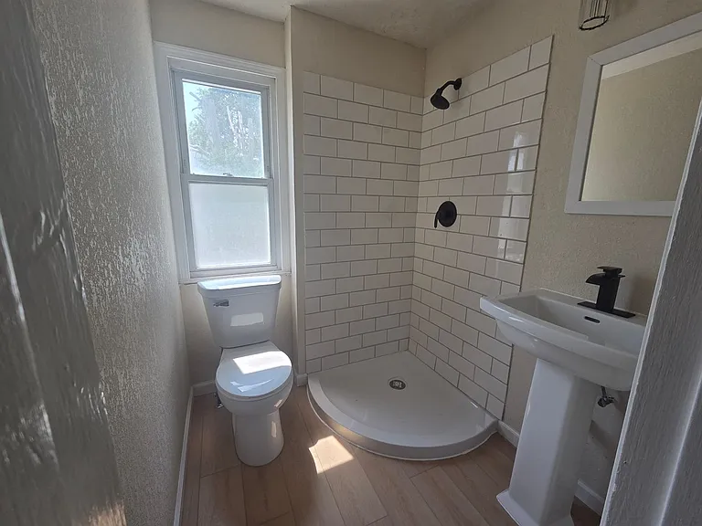 6841 W Fond Du Lac Ave — Photo 6