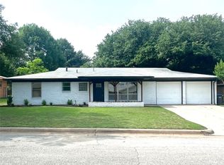 7004 Hightower St, Fort Worth, TX 76112