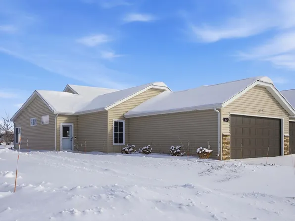 412 38th Ave E, West Fargo, ND 58078