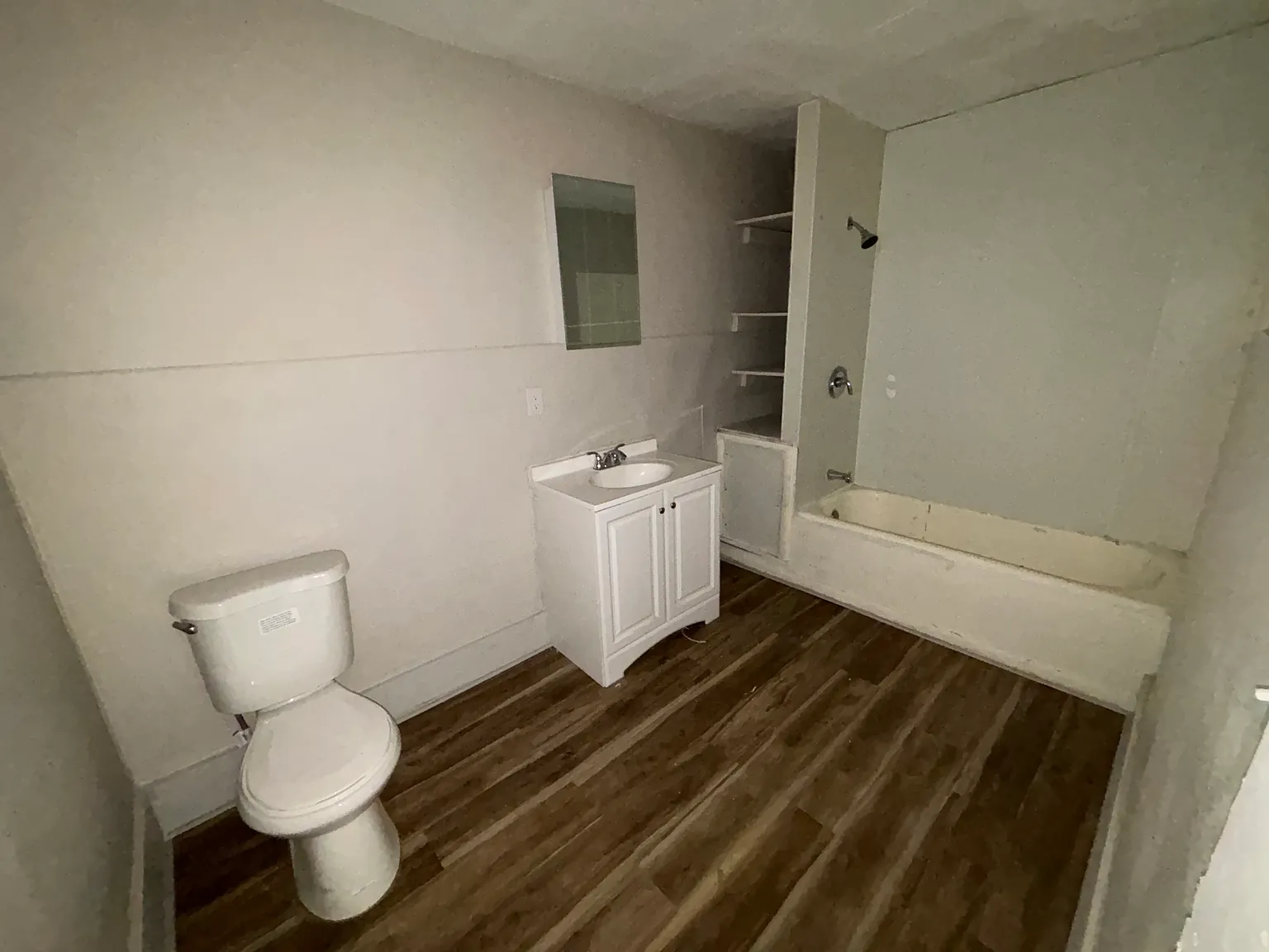 Studio, 380 sqft, $635 — Photo 3