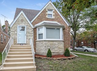 2858 N Luna Ave, Chicago, IL 60641