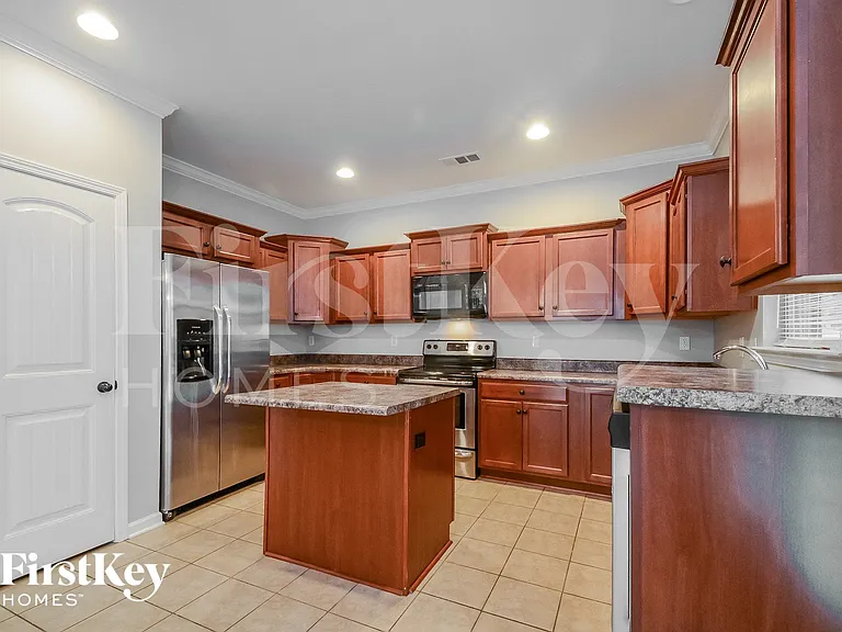 8253 Owen Park Dr — Photo 7