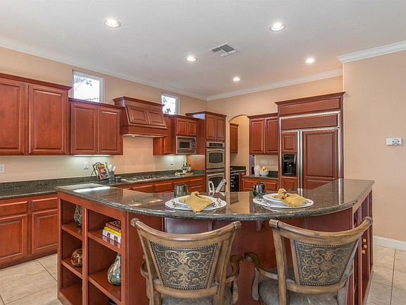 4th image of 2039 Cassia Way
