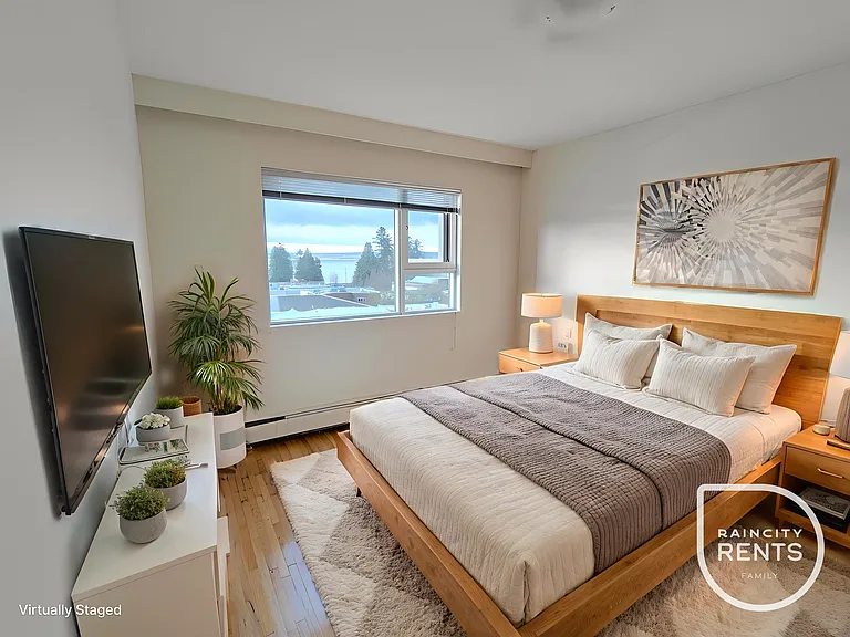 1550 Duchess Ave #407 — Photo 8