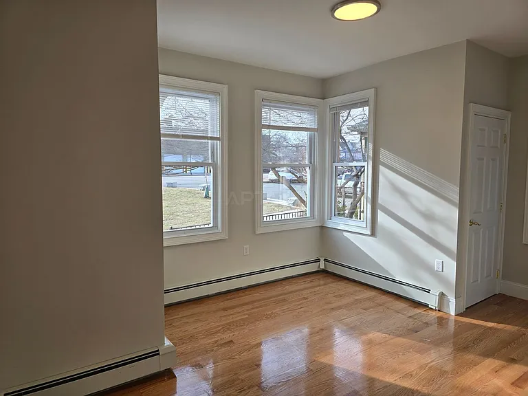 370 Prospect St #6 — Photo 6