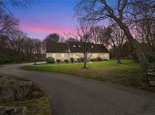 445 Allen Ave, South Kingstown, RI 02879