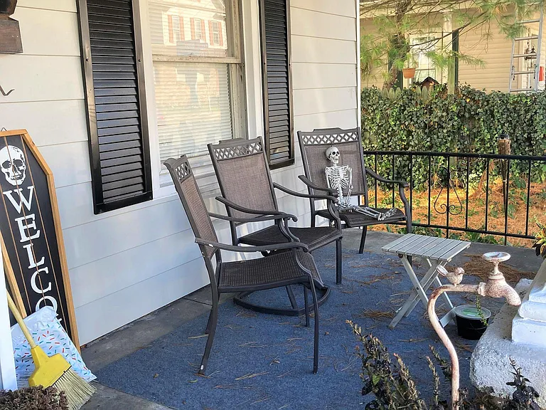 1189 W Main St #C — Photo 2