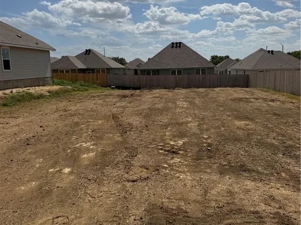 104 Womble Loop, Caldwell, TX 77836