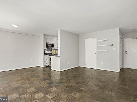 5th image of 6621 Wakefield Dr APT 212