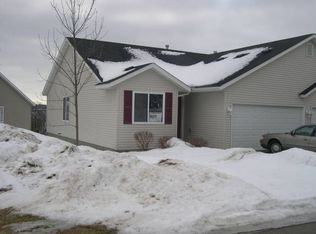 1071 Hewitt Blvd, Red Wing, MN 55066