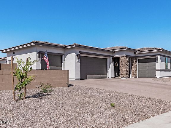 2nd image of 2984 E FLINTLOCK Drive