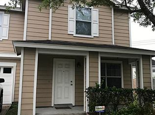 10142 Victoria Chase Ln, Houston, TX 77075