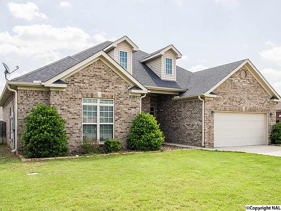 4th image of 5041 Valley Cove Dr
