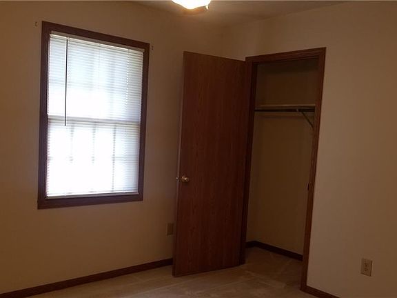 5th image of 1585 Wayne St APT A