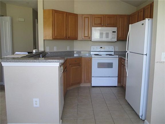 3rd image of 11814 Meadow Branch Dr APT 1227
