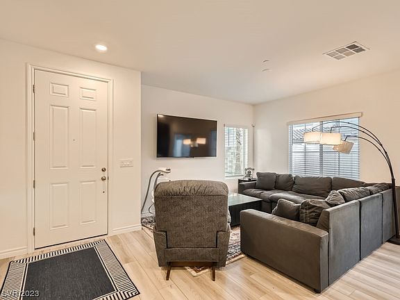 3rd image of 226 Cordelia Cove Ave Unit 311