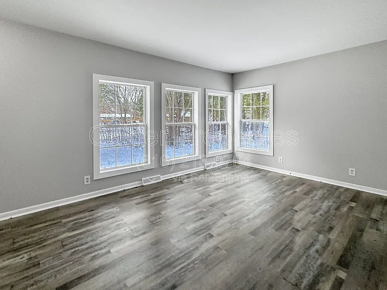 7202 Melody Ln — Photo 3