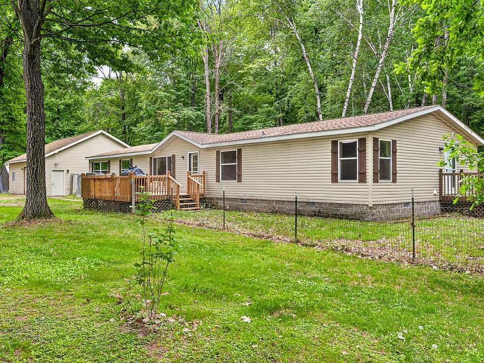 1st image of 20856 Paradise Ln