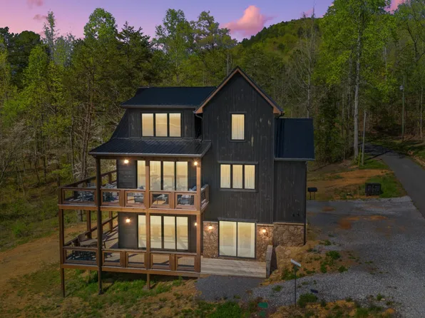 2669 Sulpher Springs Way, Sevierville, TN 37862