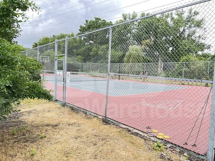 1304 W Medicine Lake Dr #118 — Photo 21