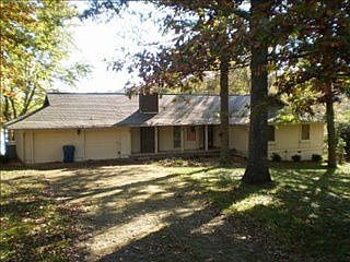 2nd image of 629 Waterview Dr