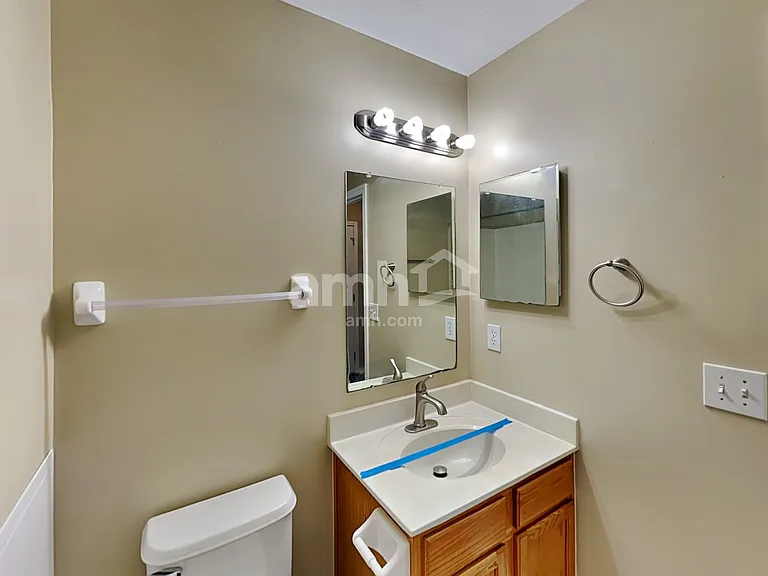 5469 Boucher Dr — Photo 13