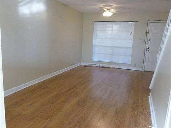 5th image of 3320 N Arnoult Rd APT 225
