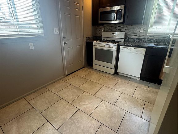 5th image of 3957 13th St